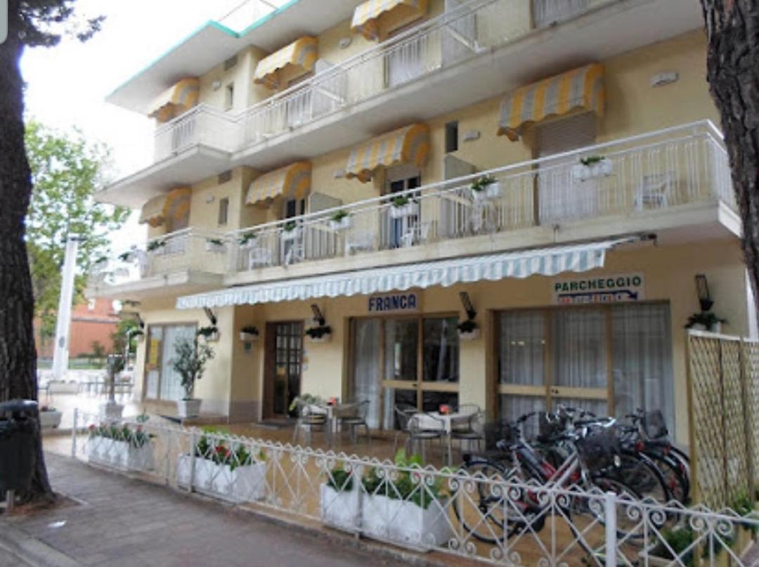 Hotel Franca Misano Adriatico Exterior photo